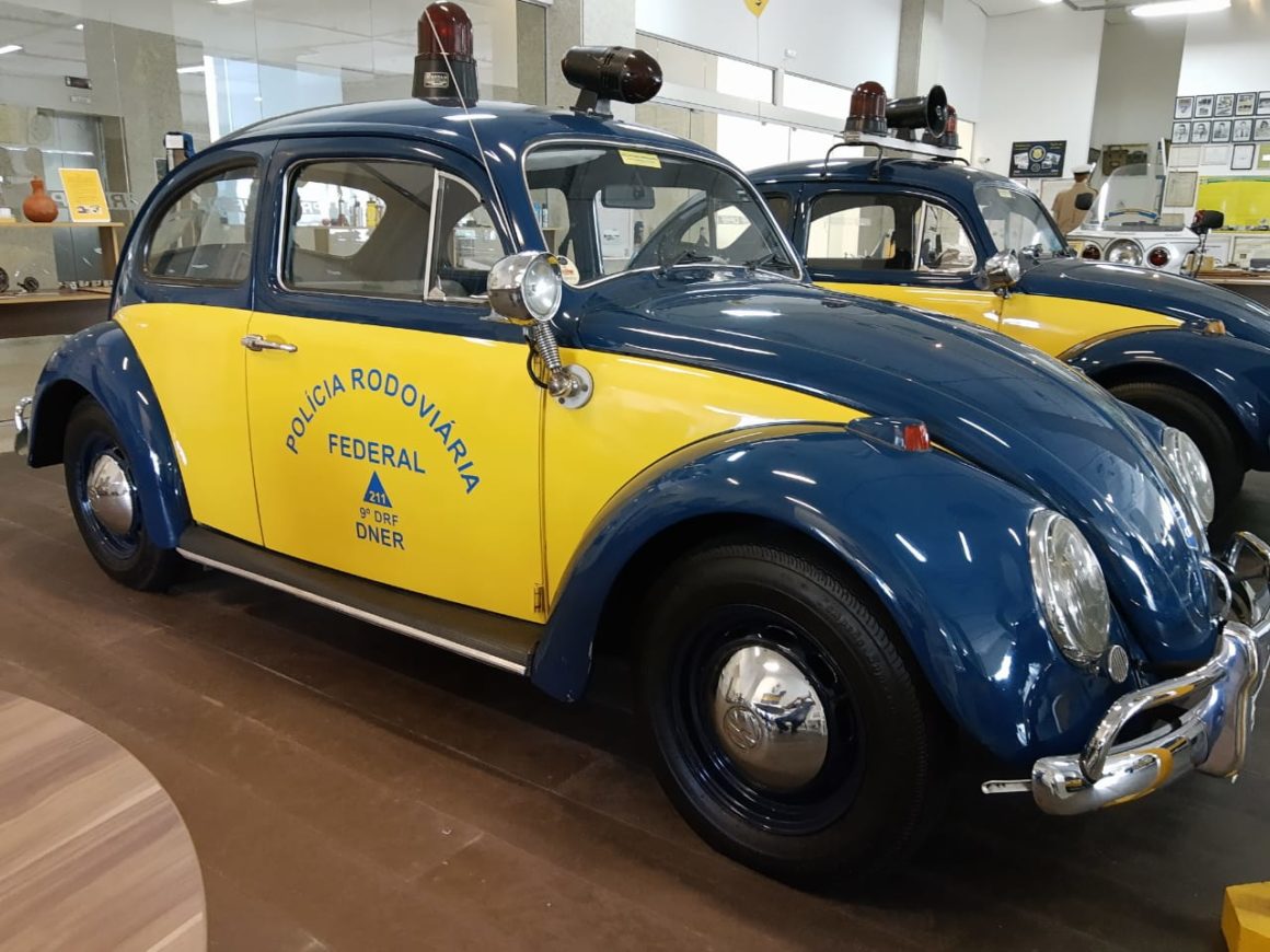 Polícia Rodoviária Federal faz exposição que conta a história da corporação, no Boulevard Londrina Shopping