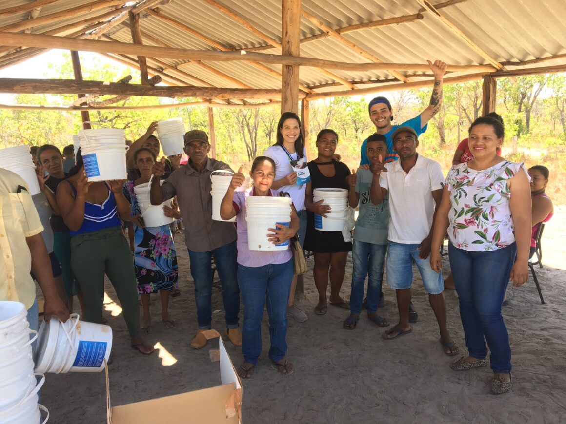 Conasa faz ação resíduo zero durante Sertões BRB e doação de filtros de água potável para comunidade quilombola
